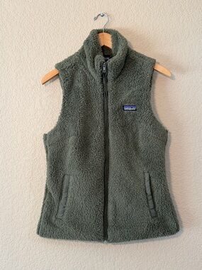 Patagonia Women’s Los Gatos Sherpa Fleece Vest in Olive, Sz MD